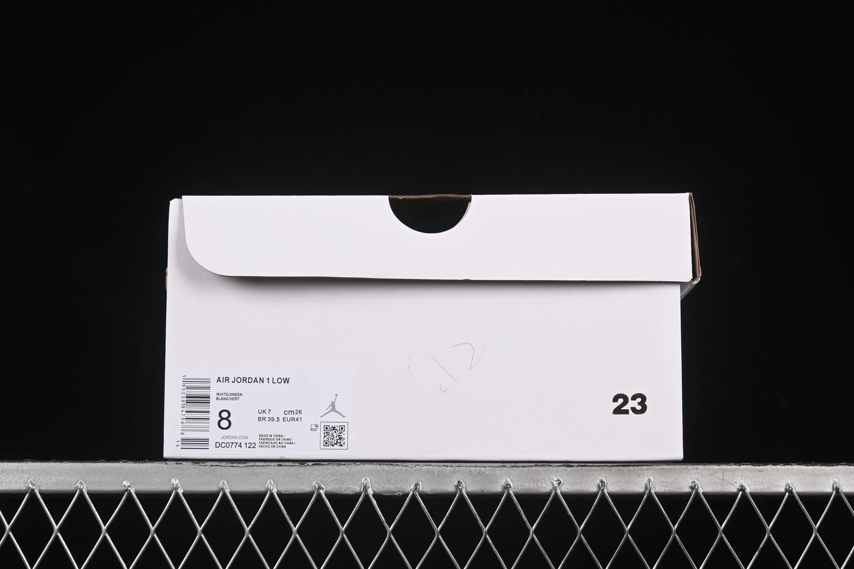 All categories Air Jordan Jordan series basketball shoes Air Jordan 1 Low Air Jordan 1 Low AJ1 Joe 1 army green and white low-top cultural and leisure sports sneakers DC0774-122
